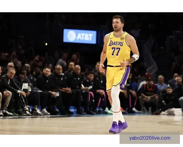 东契奇技犯撤销免禁赛 偷听战术引发热议 9连胜场均40分创历史新高